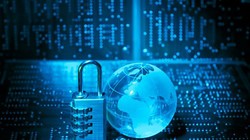 Từ chíp bảo mật cho đến các dịch vụ ẩn danh, đây là những cách giúp bạn an toàn trên mạng.