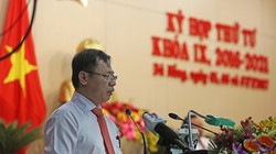 Theo ông Vũ Quang Hùng-Giám đốc Sở Xây dựng Đà Nẵng, từ tháng 10/2015, tất cả công trình cao tầng trên địa bàn Đà Nẵng phải có bãi đỗ xe mới được cấp phép, nhưng thực tế hoàn toàn khác