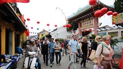 Thế hệ du khách  ở độ tuổi trên 65 tuổi đã tăng đáng kể trong vòng một thập kỷ qua với hơn 48.1% dân số trên 65 tuổi ở châu Âu đi du lịch nước ngoài. 