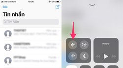 Bật Airplane mode (chế độ máy bay)  là một cách để sửa lỗi gửi tin nhắn trên iPhone