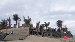 UBND quận Ngũ Hành Sơn (Đà Nẵng) vừa ra quyết định xử phạt vi phạm hành chính 100 triệu đồng đối với Công ty CP Phát triển đô thị Du lịch Sóng Việt vì đã vi phạm quy định trong quá trình xây dựng đối với dự án Khu du lịch biển The Song Đà Nẵng.