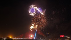 Đà Nẵng bắn pháo hoa trong đêm giao thừa tại điểm bắn cầu Nguyễn Văn Trỗi