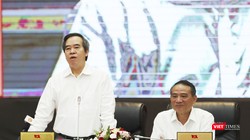 Ủy viên Bộ Chính trị, Trưởng Ban Kinh tế Trung ương Nguyễn Văn Bình phát biểu tại Hội thảo Xây dựng và phát triển TP Đà Nẵng trong thời kỳ công nghiệp hóa - hiện đại hóa đất nước, sáng 10/8.