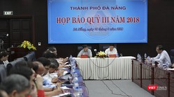 Chiều 28/9, tại buổi Họp báo thường kỳ Quý 3/2018 do UBND TP Đà Nẵng tổ chức, nhiều vấn đề “nóng” liên quan đến nhiều lĩnh vực diễn ra trên địa bàn TP Đà Nẵng đã được báo chí nêu ra và yêu cầu được trả lời thỏa đáng.