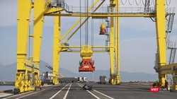 Sau năm 2020, Cảng Liê Chiểu sẽ từng bước phát triển để đảm nhận vai trò khu bến chính của cảng cửa ngõ quốc tế tại khu vực miền Trung, tiếp nhận tàu có trọng tải 100.000 tấn. Tàu container có sức chở từ 6.000-8.000 TEUS. 