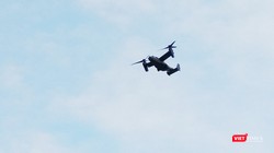 Chiều ngày 5/2, người dân địa phương đã vô tình ghi được hình ảnh của "siêu máy bay" MV-22 Osprey của Mỹ trên bầu trời Đà Nẵng. (ảnh N.Đ.Đ)