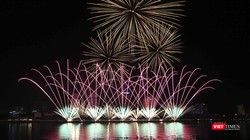 Màn trình diễn pháo hoa của đội Nga tại DIFF 2019