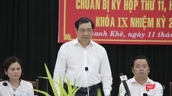 Ông Huỳnh Đức Thơ-Chủ tịch UBND TP Đà Nẵng trả lời ý kiến cử tri quận Thanh Khê tại Hội nghị tiếp xúc cử tri chuẩn bị cho kỳ họp thứ 11, HĐND TP Đà Nẵng khóa IX, nhiệm kỳ 2016-2021diễn ra chiều 11/6.