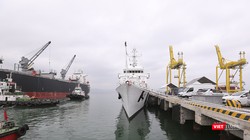 Cảng Tiên Sa đang đón tàu