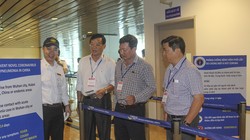 Lãnh đạo Sở Y tế Khánh Hòa kiểm tra công tác phòng chống dịch viêm phổi cấp do chủng mới virus Corona gây ra (ảnh syt.khanhhoa.gov.vn)