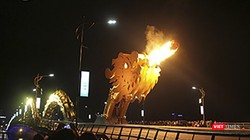 Cầu Rồng phun lửa