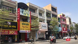 Doanh nghiệp dân doanh, kinh doanh bằng việc thuê mặt bằng trên các tuyến phố phải đóng cửa vì dịch COVID-19