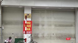 Tình trạng sang lại mặt bằng trên các tuyến phố Hà Nội sau dịch COVID-19 (Ảnh Minh Hằng)