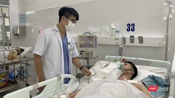 Bệnh nhân Phạm Mạnh Q. (28 tuổi, trú tại Hà Nội) khi đang điều trị tại Bệnh viện Đà Nẵng