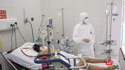 Bệnh nhân mắc COVID-19 đang được điều trị