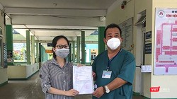 Bệnh nhân mắc COVID-19 thứ 615 tại buổi xuất viện
