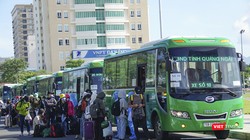 Hơn 700 người dân quên Quảng Ngãi mắc kẹt ở Đà Nẵng do dịch COVID-19 trước giờ lên đường về quê
