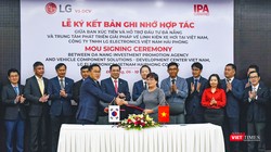 Quang cảnh buổi ký kết