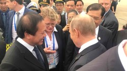 Bộ trưởng Trương Minh Tuấn tiễn Tổng thống Nga Putin cùng đoàn rời sân bay Đà Nẵng về nước
