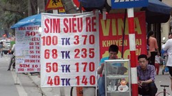 Sim rác vẫn bán tràn lan vỉa hè.
