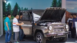 Bộ 3 xe Nga đang gây xôn xao cộng đồng người Việt.