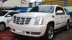 Cadillac Escalade đời 2007 rao bán tại Sài Gòn.