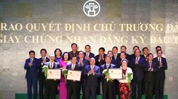 Hà Nội đã trao Quyết định chấp thuận chủ trương và giấy chứng nhận đầu tư cho 71 dự án.