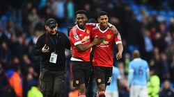 Rashford tỏa sáng, MU đánh bại Man City