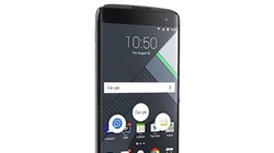 Ngắm loạt ảnh mới nhất của BlackBerry DTEK60