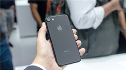Khoảng 5-7 triệu khách hàng Samsung chuyển sang iPhone 7