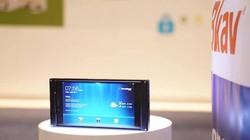 Bphone được "úp mở" tại CES 2015.