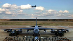 Máy bay oanh tạc B52 của Mỹ có thể mang theo 32 tấn vũ khí