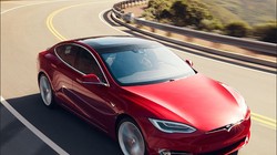 Tesla Model S (ảnh: Business Insider)