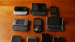 10 chiếc điện thoại với thiết kế bàn phím lạ lùng (ảnh: Phone Arena)