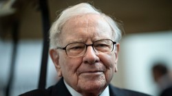 Tỷ phú Warren Buffett, CEO của Berkshire Hathaway, công ty hàng đầu thế giới về doanh thu. Ảnh: CNBC