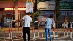 Thành phố Thụy Lệ, tỉnh Vân Nam, Trung Quốc "kiệt sức" vì đại dịch. 