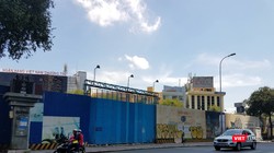 Khu đất 2-4-6 Hai Bà Trưng hiện đã được quây kín (Ảnh: PV)