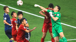 Một pha giải nguy của thủ môn Đặng Văn Lâm trong trận đấu tứ kết Asian Cup 2019 diễn ra vào hôm 24/1 (Ảnh: Fox Sport Asia)