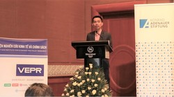 TS. Nguyễn Đức Thành phát biểu tại buổi tọa đàm (Nguồn: VEPR)