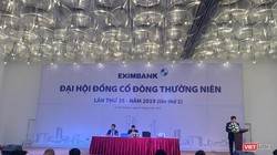 Một phiên họp ĐHĐCĐ của Eximbank năm 2019