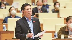 Bộ trưởng Hồ Đức Phớc nói gì về đề xuất tăng thuế giao dịch chứng khoán? 