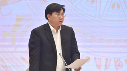 Ông Trần Duy Đông - Thứ trưởng Bộ KH&ĐT phát biểu tại cuộc họp báo (Ảnh: VGP)