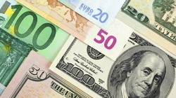 EUR và USD ngang giá sau 20 năm. Ảnh: Marketwatch