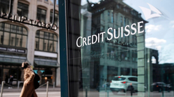 Credit Suisse tuyên bố trong mùa Hè năm nay rằng họ sẽ rút ngân hàng đầu tư và cắt giảm chi phí 1,5 tỉ franc (Ảnh: CNN)