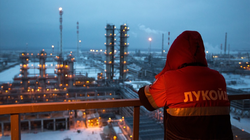 Xung đột Nga - Ukraine: Biến số khó lường của kinh tế toàn cầu năm 2023 (Ảnh: Lukoil)