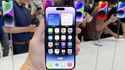 MWG thay đổi chính sách giá, hết thời iPhone ở Thế giới di động đắt hơn cả triệu so với thị trường?