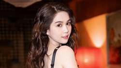 Người mẫu Ngọc Trinh: Từng làm CEO công ty điện ảnh, 'đu trend' tiền ảo