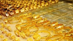 Giá vàng hôm nay 19/5: Vàng thế giới 'tụt sâu'