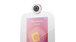 Gương thông minh. Ảnh: The Fast Company