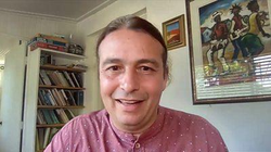 Giáo sư Tulio de Oliveira